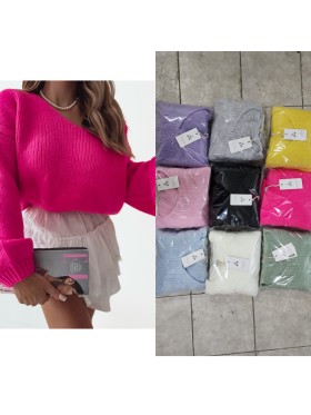 Swetry damskie Tureckie , size UNI, paczka 6szt,1kolor