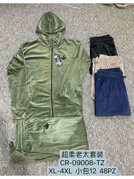Komplety welurowe damskie , size XL-4Xl, paczka 12szt,MIX kolor