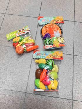 ZABAWKA Cut Fruit. 12SZT / PACZKA, KOLOR JAK NA ZDZIĘCIUU
