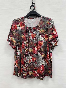 Bluzki damskie Polskie, Size 48-54, paczka 4szt 1kolor