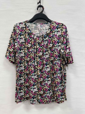 Bluzki damskie Polskie, Size 48-54, paczka 4szt 1kolor