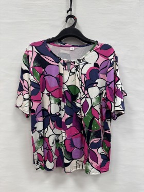 Bluzki damskie Polskie, Size 48-54, paczka 4szt 1kolor