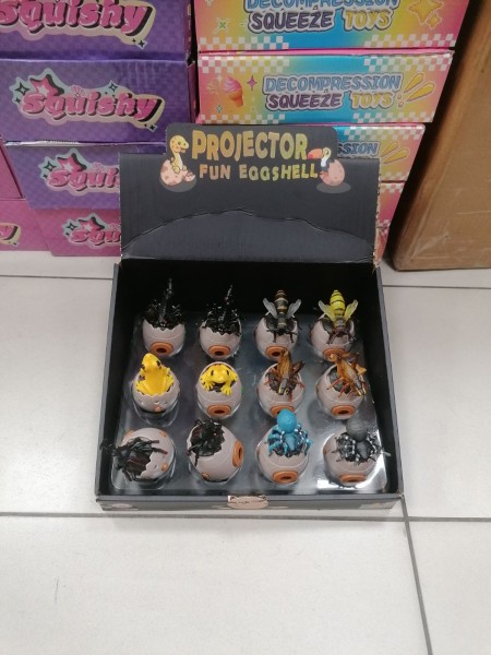ZABAWKI FUN EGGS . 12 SZT / PACZKA, KOLOR JAK NA ZDZIĘCIU