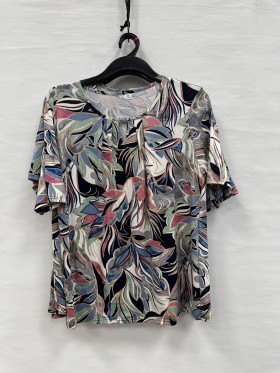 Bluzki damskie Polskie, Size 48-54, paczka 4szt 1kolor