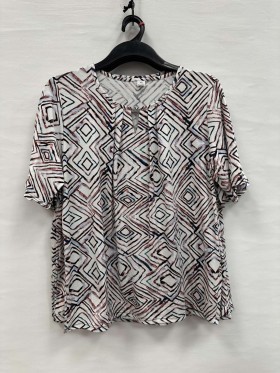 Bluzki damskie Polskie, Size 48-54, paczka 4szt 1kolor