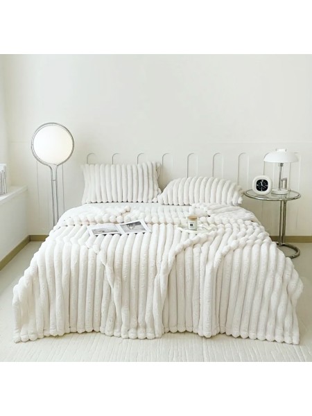 Grube koce w rozmiarze: 160/200cm