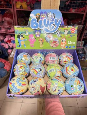 ZABAWKI BLUCY 9CM . 12SZT / PACZKA, KOLOR JAK NA ZDZIĘCIU