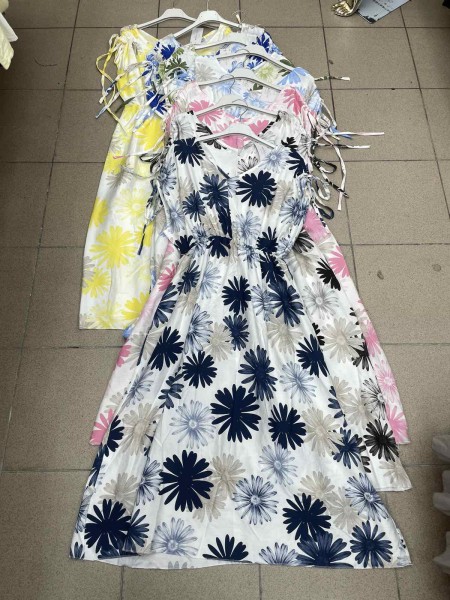 Sukienki damskie Włoski ,size uni  ,paczka 6szt mix kolor