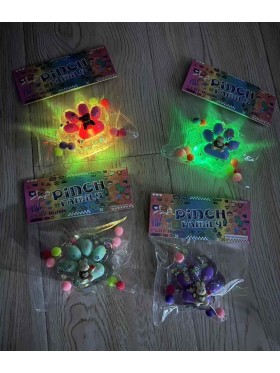 ZABAWKI PINCH . 12 SZT / PACZKA, KOLOR JAK NA ZDZIĘCIU