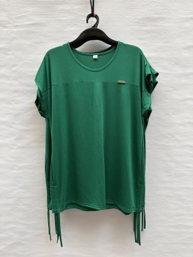 Bluzki damskie Polskie, Size 54-60, paczka 4szt 1kolor