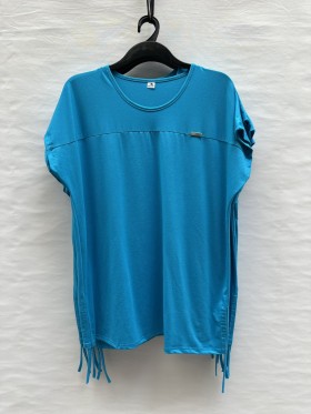 Bluzki damskie Polskie, Size 54-60, paczka 4szt 1kolor
