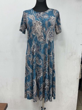 Sukienki damskie Polskie, Size 44-50, paczka 4szt 1kolor