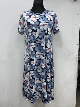 Sukienki damskie Polskie, Size 44-50, paczka 4szt 1kolor