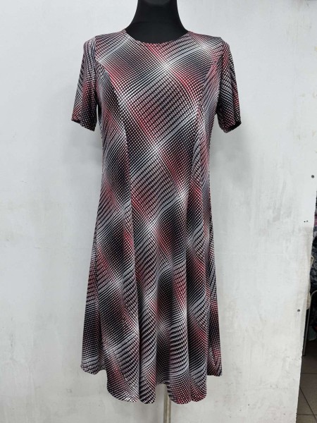 Sukienki damskie Polskie, Size 44-50, paczka 4szt 1kolor