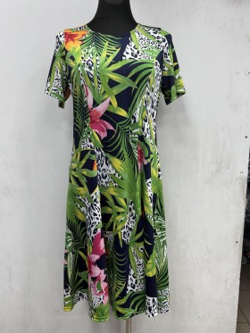Sukienki damskie Polskie, Size 44-50, paczka 4szt 1kolor