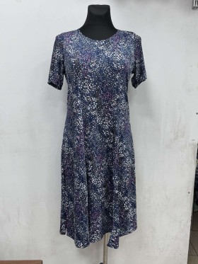 Sukienki damskie Polskie, Size 44-50, paczka 4szt 1kolor