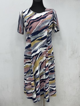 Sukienki damskie Polskie, Size 44-50, paczka 4szt 1kolor