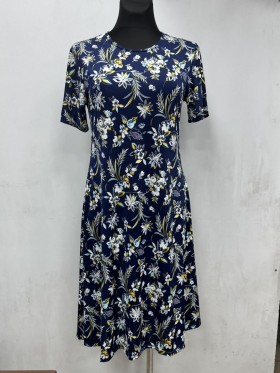 Sukienki damskie Polskie, Size 44-52, paczka 5szt 1kolor