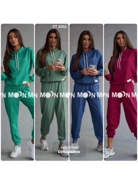 Komplety damskie polskie, size s-xl, paczka 4szt,1kolor