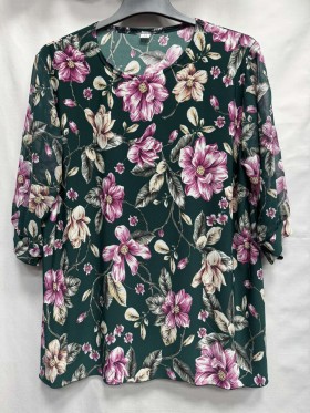 Bluzki damskie Polskie, Size 54-60, paczka 4szt 1kolor