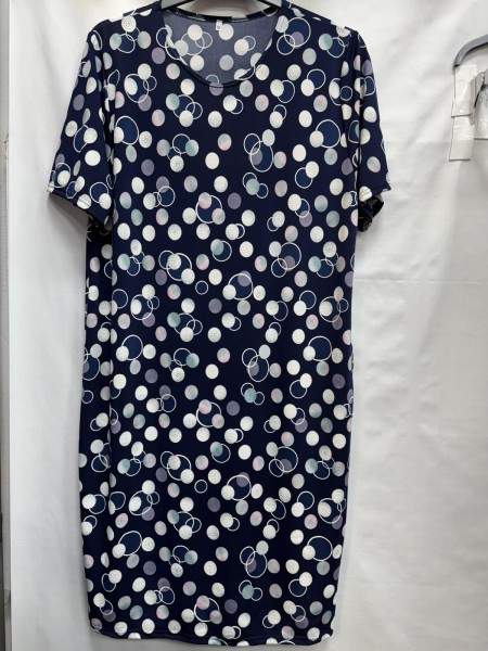 Sukienki damskie Polskie, Size 54-60, paczka 4szt 1kolor