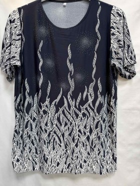 Bluzki  damskie Polskie, Size 54-60, paczka 4szt 1kolor
