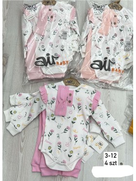Komplety  DZIECIĘCE , size 3-12m,paczka 4szt, 1 kolor