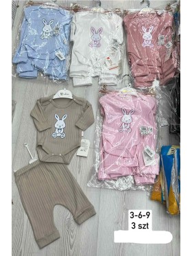 Komplety  DZIECIĘCE , size 3-9m,paczka 3szt, 1 kolor