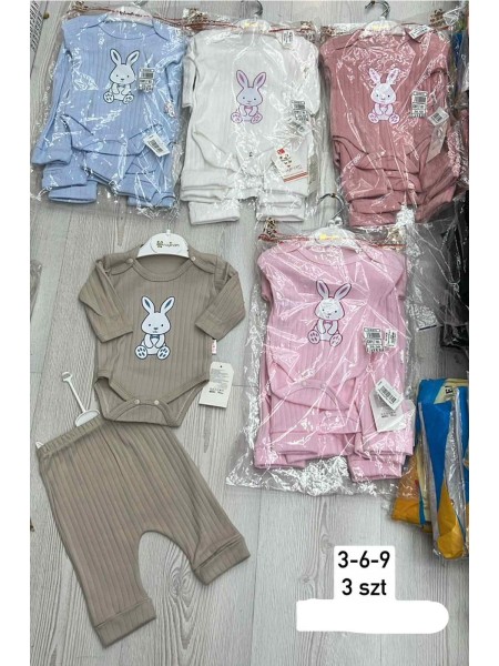Komplety  DZIECIĘCE , size 3-9m,paczka 3szt, 1 kolor