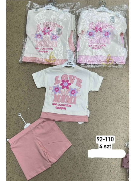 Komplety  DZIECIĘCE , size 92-110,paczka 4szt, 1 kolor