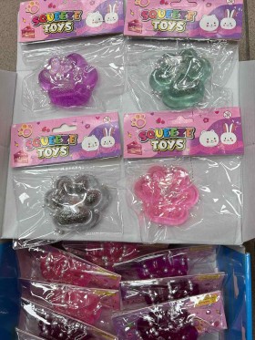 ZABAWKI SQUISHY . 16 SZT / PACZKA, KOLOR JAK NA ZDZIĘCIU