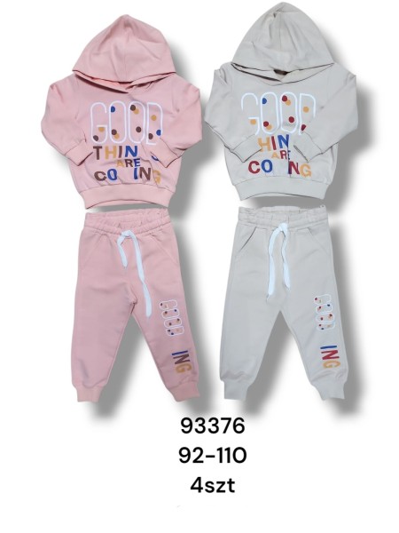 Komplety  DZIECIĘCE , size 92-110,paczka 4szt, 1kolor