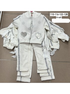 Komplet DZIECIĘCE , size 110-128,paczka 4szt, 1kolor