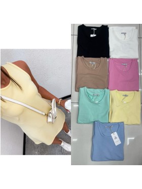 Sukienki damskie Tureckie , size s-l paczka 6szt,1 kolor