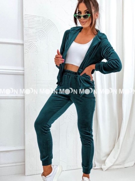 Komplety damskie polskie , Size s-xl,paczka 4szt,1kolor