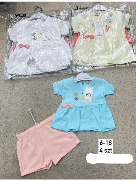 Komplety DZIECIĘCA ,size 6-18m,paczka 4szt,1kolor
