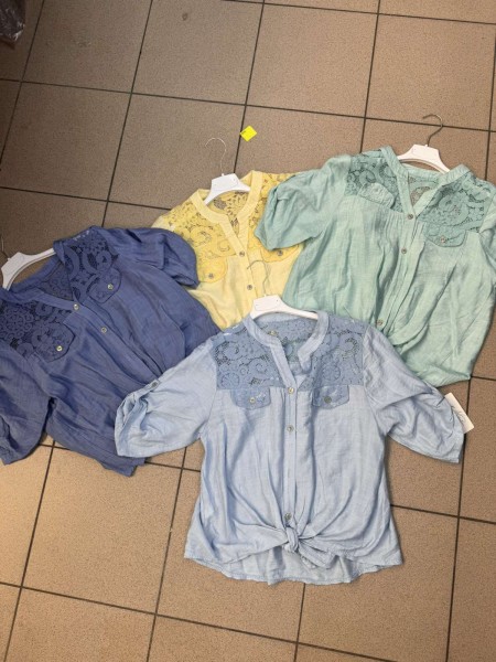 Koszule  damskie ,size UNI, paczka 6szt,mix kolor