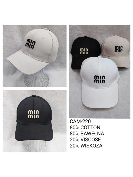 Czapki Damskie. paczka 12szt, mix kolor