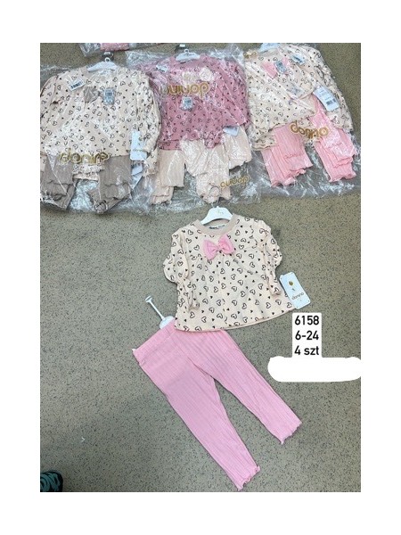 Komplet  DZIECIĘCA ,size 6-24m,paczka 4szt,1kolor