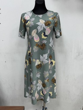 Sukienki damskie Polskie, Size 44-52, paczka 5szt 1kolor