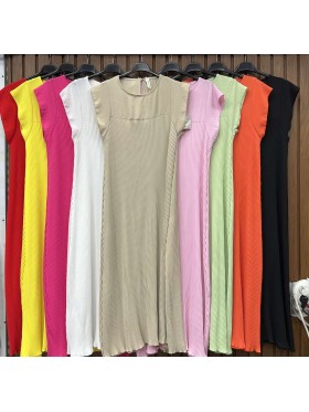 Sukienki damskie wlolskie,size uni ,paczka 6szt, mix kolor