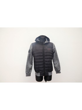 Kurtki MĘSKA ,size m-2xl,paczka 10szt, mix kolor
