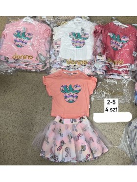 Komplety DZIECIĘCA ,size 2-5 lat,paczka 4szt,1kolor