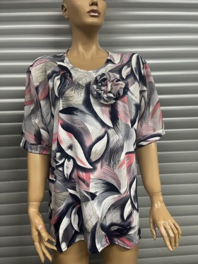 Bluzki damskie Polskie, Size 54-60, paczka 8szt 1 kolor