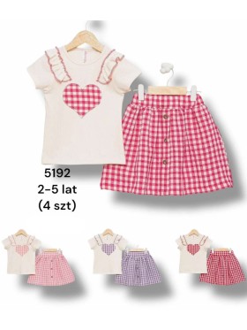 Komplety DZIECIĘCA ,size 2-5 lat,paczka 4szt,1kolor