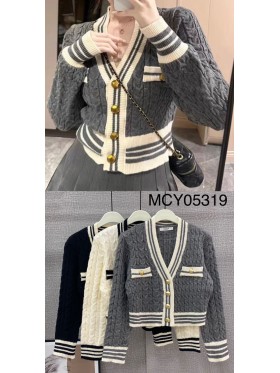 Swetry damskie ,size uni,paczka 12szt, mix kolor