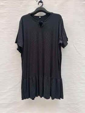 Sukienki damskie Polskie, Size 54-60, paczka 4szt 1 kolor
