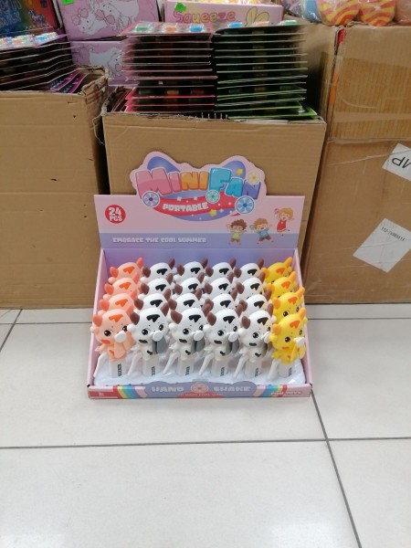 ZABAWKI mini fan,24SZT/PACZKA,KOLOR JAK NA ZDZIĘCIU