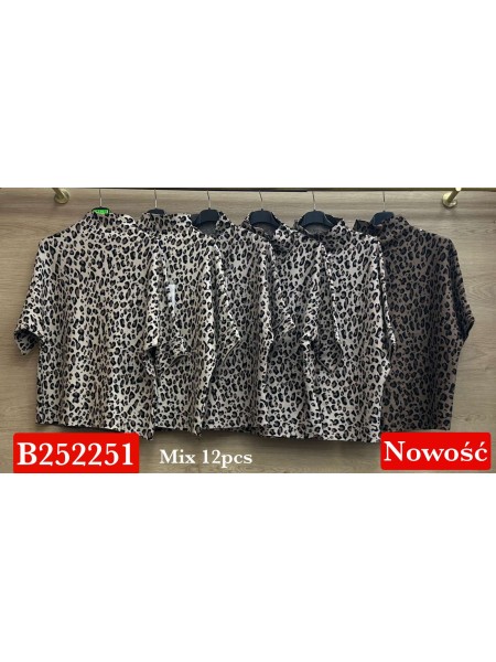 Swetry damskie wloskie , Size uni,paczka 12szt,mix kolor