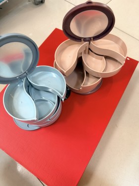 ZABAWKI ,12szt/Paczka